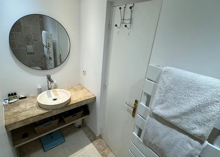 4 Pieces 80m2, 7 Mn A Pied, Parking Gratuit Apartmán Bénerville-sur-Mer